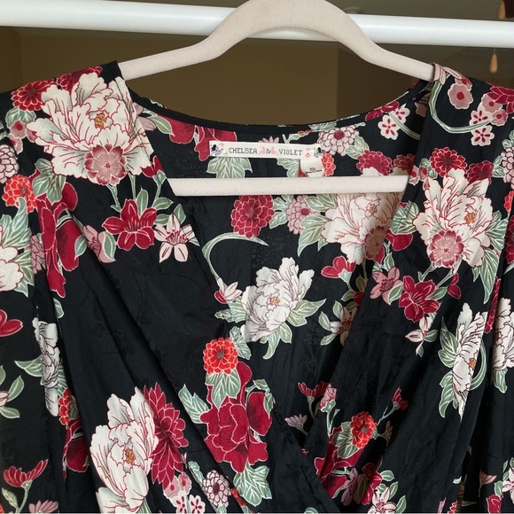 Chelsea & Violet Floral Midi Wrap Surplice Dress - Picture 4 of 12